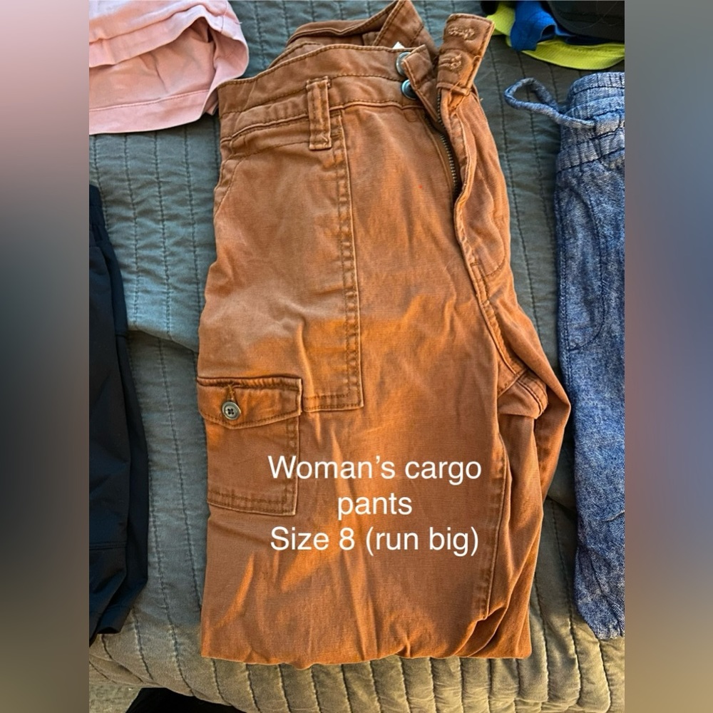 Cargo pants, lightly worn, no damage